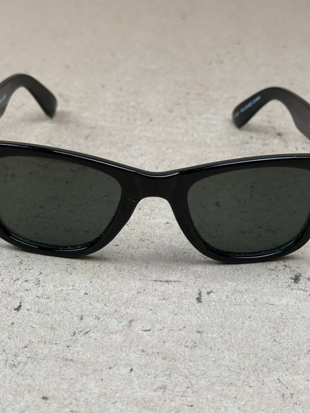 Men's Sunglasses Hand Polished Black Frames 090-01-8108 Minor scratches
